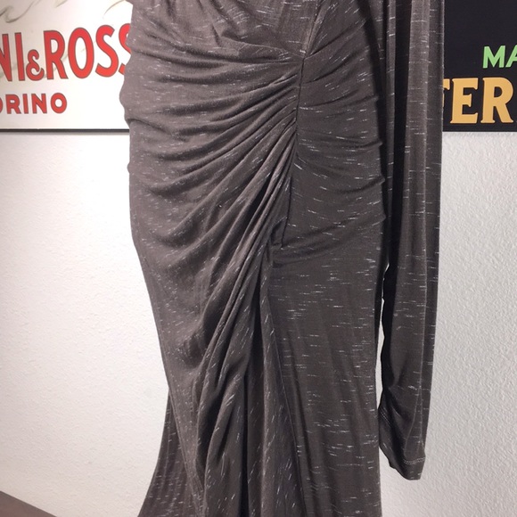 Max Studio Faux Wrap Dress with Ruching waist S-L - Picture 4 of 9